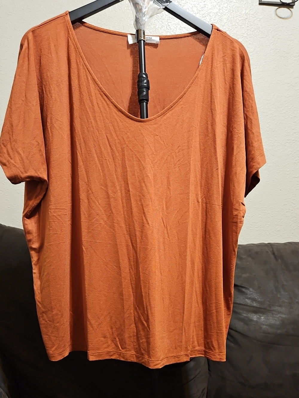 Double Zero Relaxed Scoop Neck Short Sleeve Top in Burnt Orange
